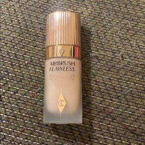 Airbrush flawless foundation